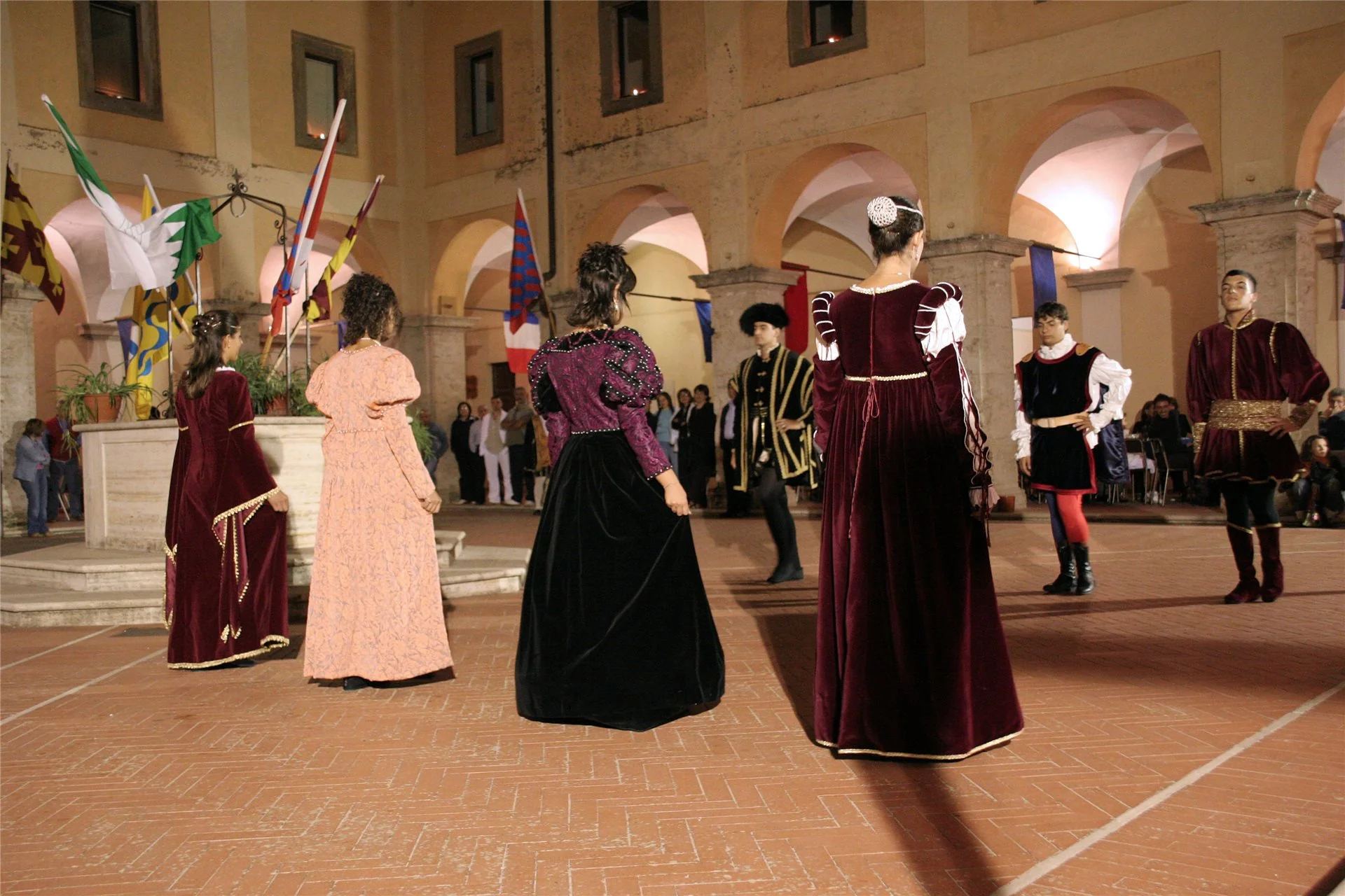 Cena Rinascimentale e apertura del Palio
